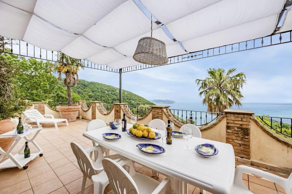 La Villa Di Nonna Angela Pisciotta Exterior photo
